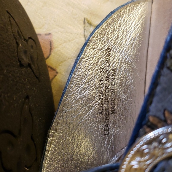 Alegria by PG Lite, Mary Jane Clogs, Size 37. - Picture 7 of 7